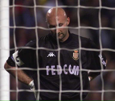 客战阿森纳时拜仁仅创造0.65个预期进球，为本赛季最低（拜仁客场对阿森纳仅录得0.65预期进球，刷新本赛季新低）