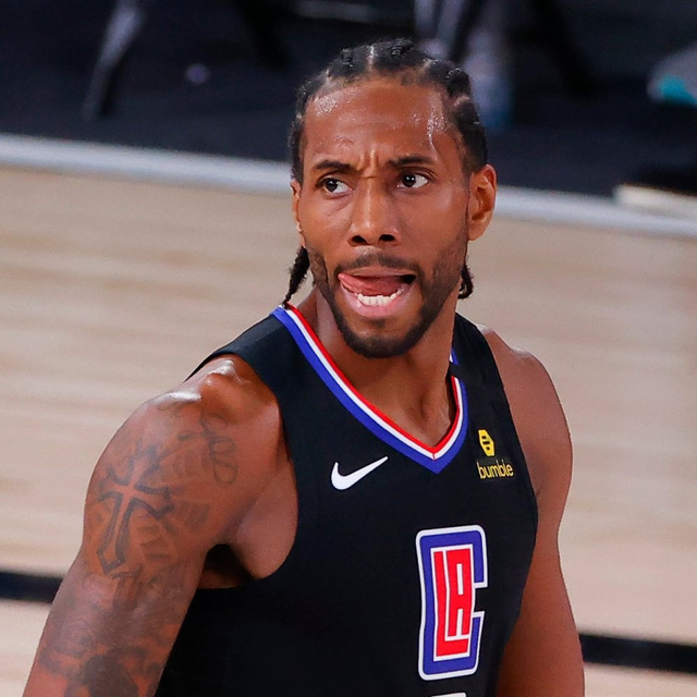 穆帅：我和孔蒂不是朋友，他是顶级教练但我不清楚他的为人（穆帅：与孔蒂算不上朋友，他是顶级主帅，但其为人我不甚了解）