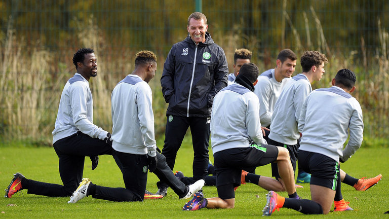 媒体人：邓涵文与云南玉昆更接近，重庆和铁人也有想法（知情人士称邓涵文更接近云南玉昆，重庆与铁人亦有意）